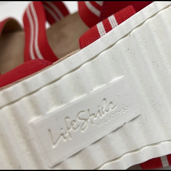 Life Stride Sandals - Picture 11 of 12